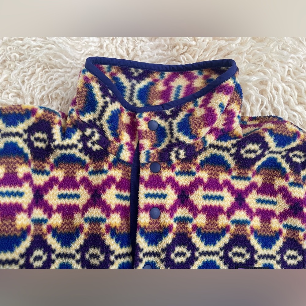 PATAGONIA Synchilla SnapT Fleece Pullover
Purple, M - Picture 3 of 6